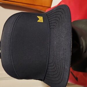 Melin Trenches Black Gum BNWT classic 58cm.